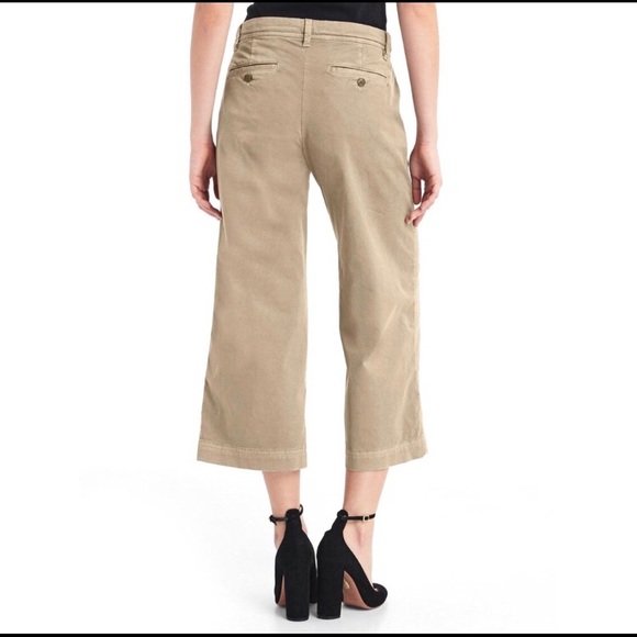 Gap Wide Leg Crop Chino in Beachwood - Picture 3 of 7